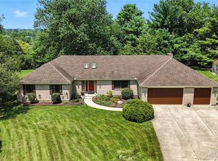 60 Robinglen Ct, Springboro, OH 45066