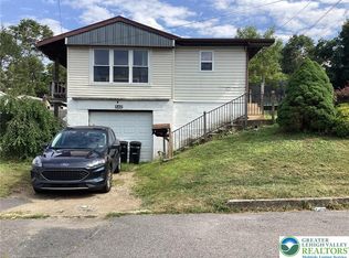 542 3rd St, Pt Carbon, PA 17965