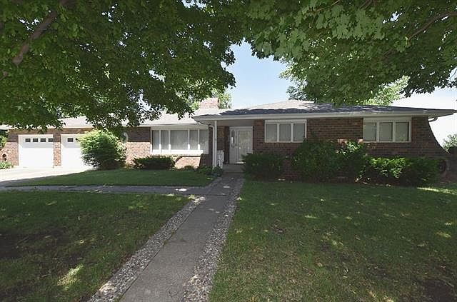 1st image of 7 Southridge Dr