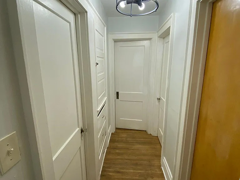 430 Highgate Ave #LOWER — Photo 15