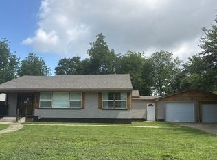 1420 W Idaho Ave, Chickasha, OK 73018