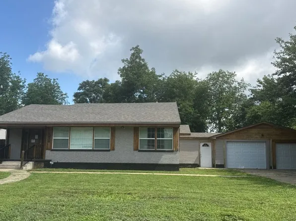 1420 W Idaho Ave, Chickasha, OK 73018