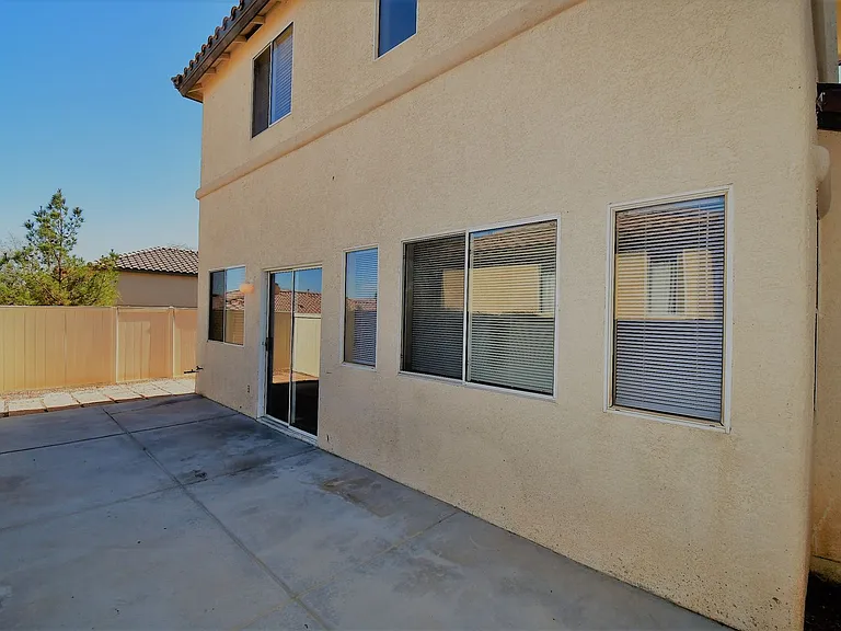 10461 Chrisman Ave — Photo 3