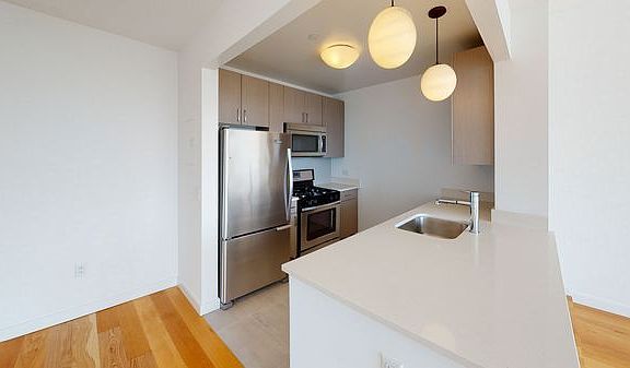 4th image of 6155 Junction Blvd APT 19R