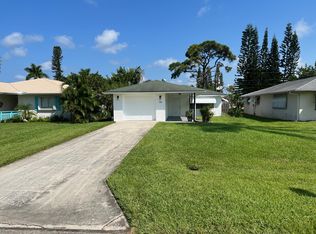 789 99th Ave N, Naples, FL 34108