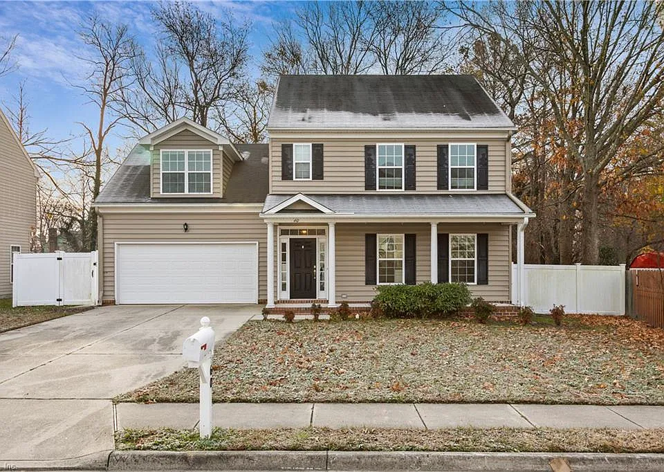 60 Manilla Ln