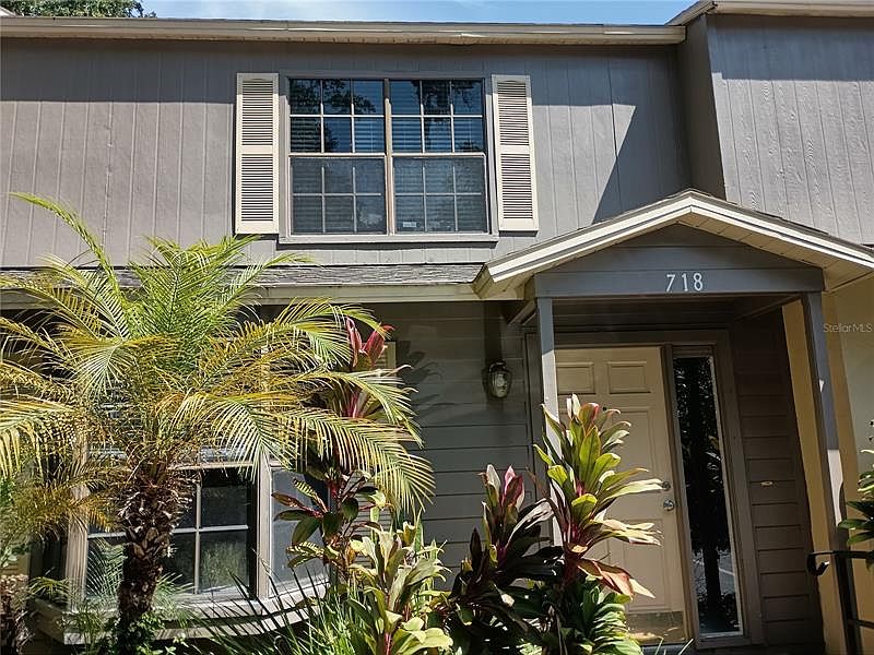 1st image of 718 Edgewater Dr #3A