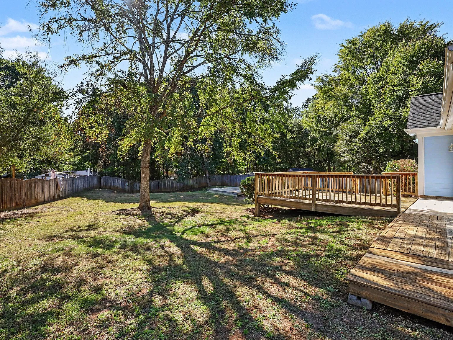 3 bed, 1317 sqft, $1,985 — Photo 3