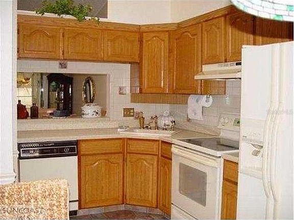 4th image of 13028 Cypress Hill Dr