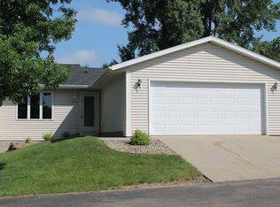 3058 25th St NW, Rochester, MN 55901