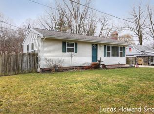 4987 Wakefield Ave NE, Comstock Park, MI 49321