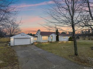 2801 Muma Rd, Parma, MI 49269