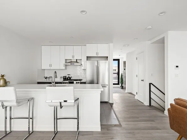 5-18 51st Avenue image 5 of 23