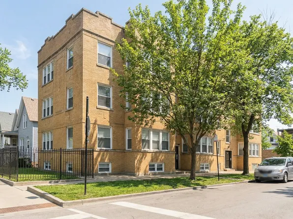3335 W Byron St APT 2, Chicago, IL 60618