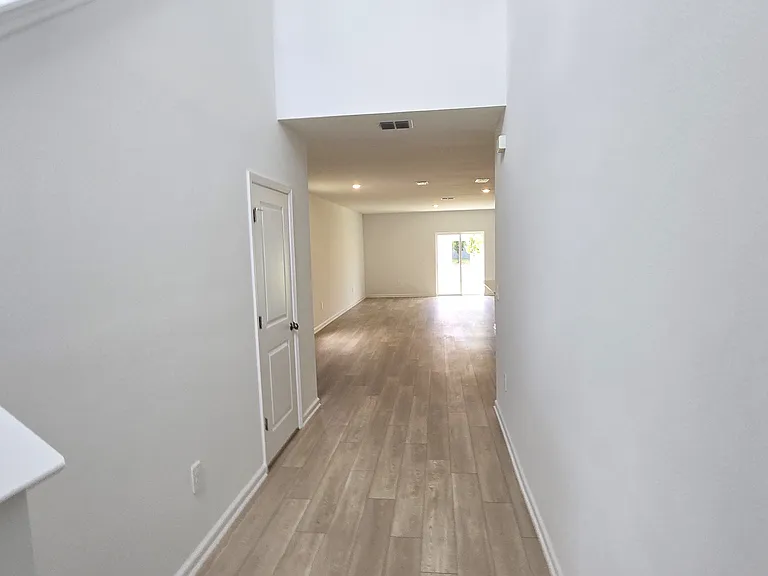 6425 Domizio Dr — Photo 4
