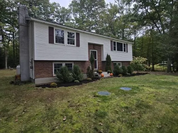 9 Epping Woods Road, Epping, NH 03042