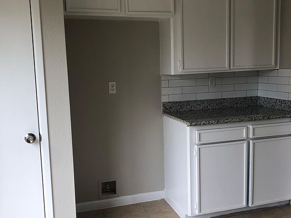 Pantry, fridge, and counter space