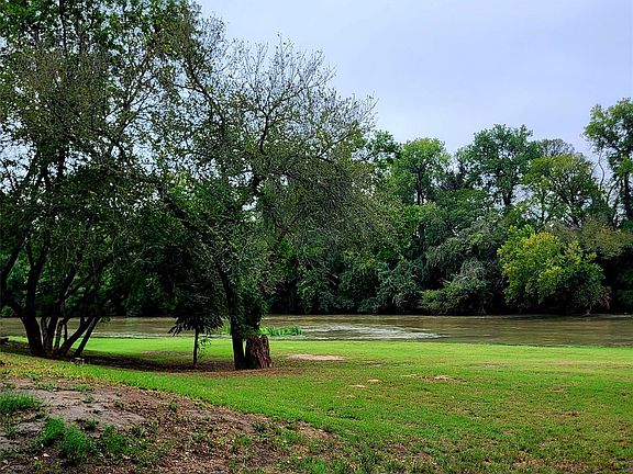 5th image of 446 Riverside Dr Lot 931