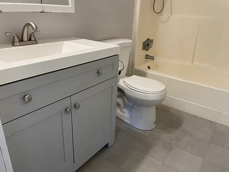 1608 Washington St #3 — Photo 19
