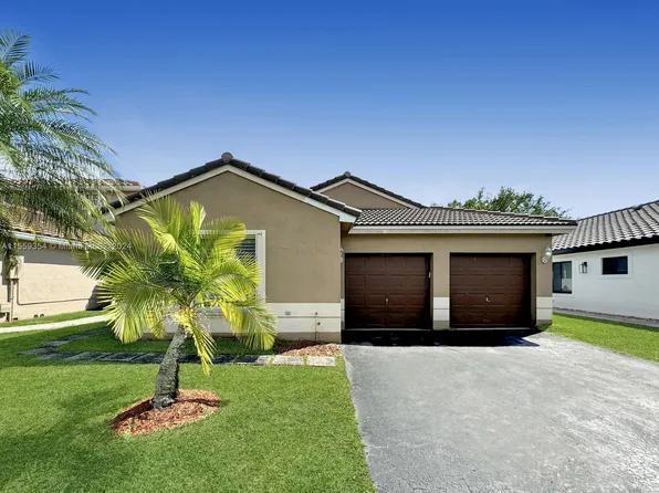 19120 NW 19th St, Pembroke Pines, FL 33029