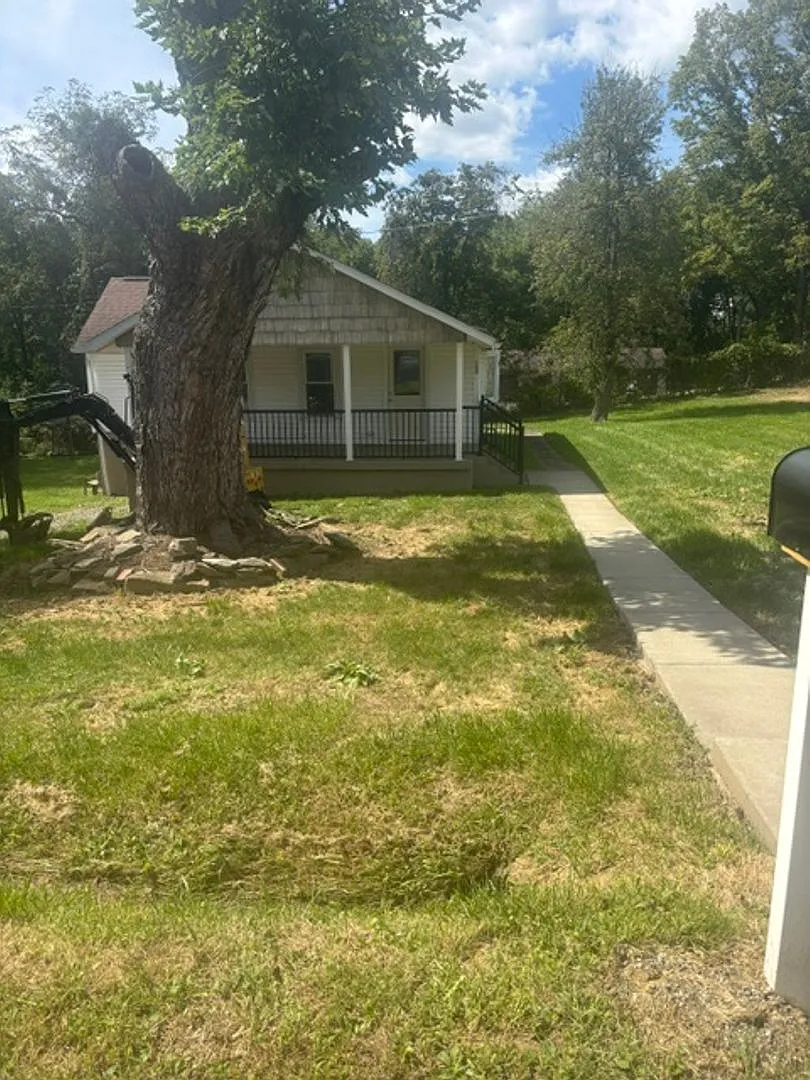 155 Forest Dr Wintersville, Ohio — Photo 1
