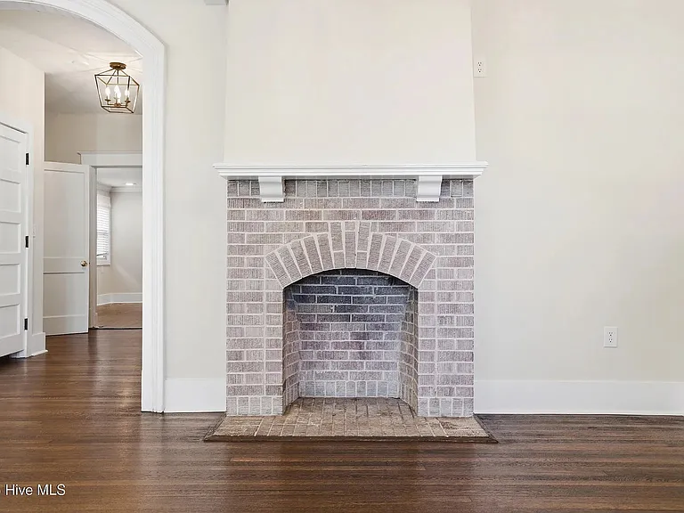 714 S 5th Ave #A — Photo 3