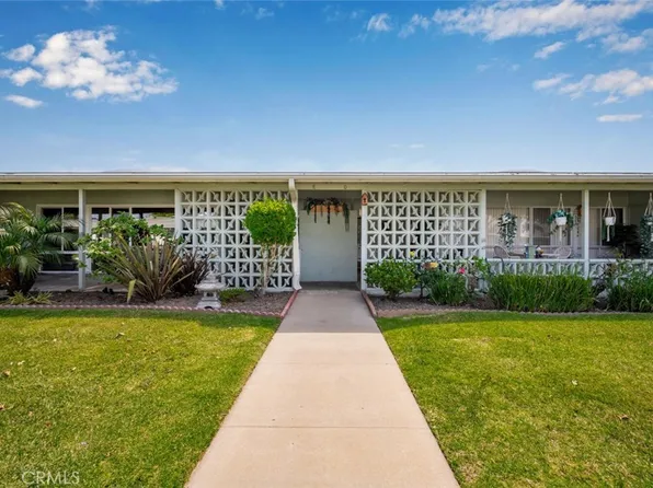 1420 Skokie Rd APT 84E, Seal Beach, CA 90740