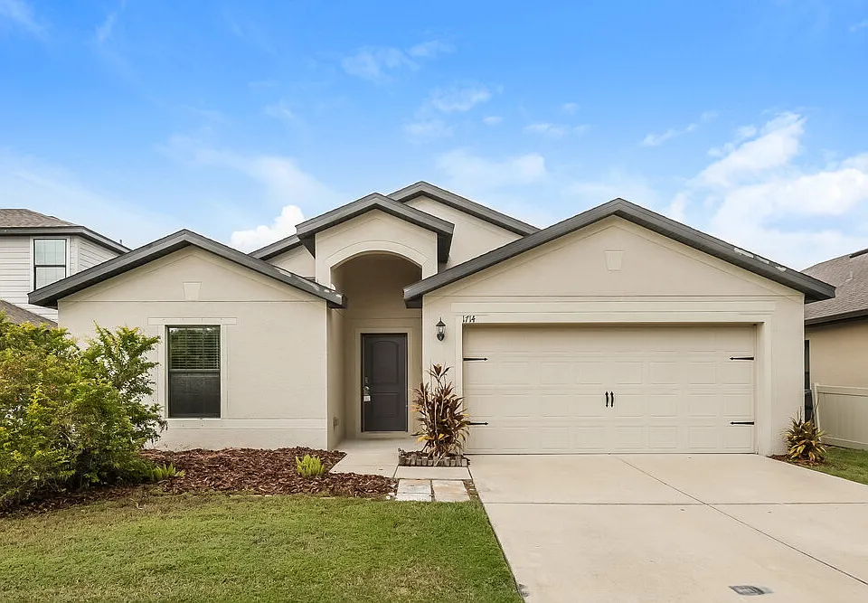 1714 Chatham Green Cir