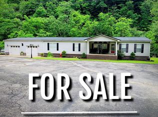 39300 State Highway 194 E, Phelps, KY 41553