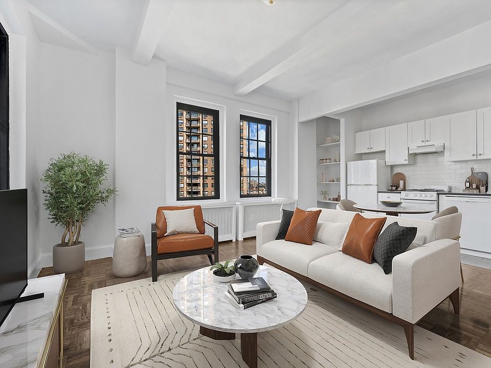 1st image of 160 W 71st St APT 19L