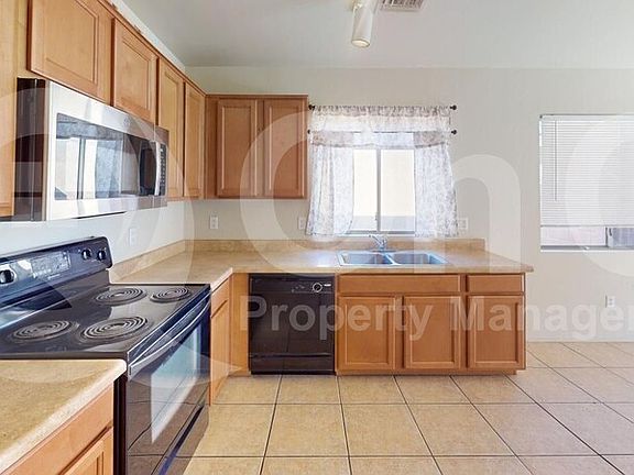 3rd image of 4066 E Cameo Point Dr