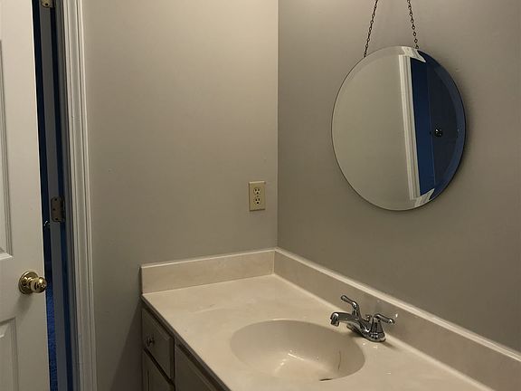 2nd image of 804 Radiance Dr