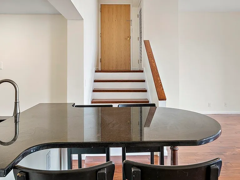 492 Beacon St #32 — Photo 9