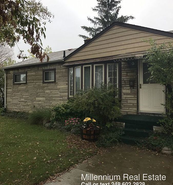 1st image of 1068 Joslyn Ave