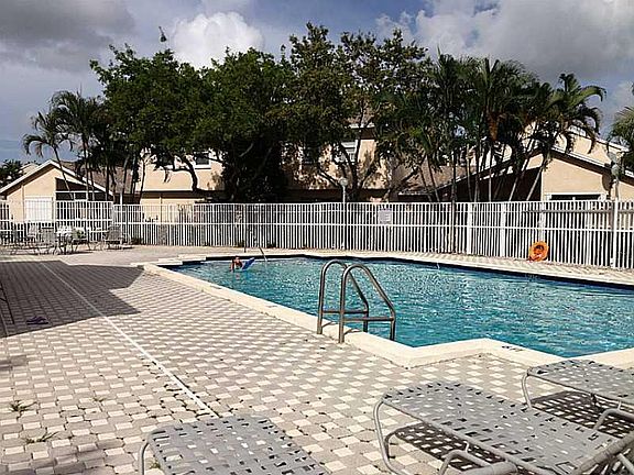 3rd image of 12127 NW 36th Pl