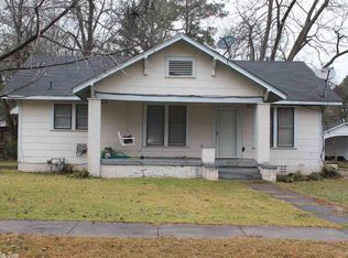 708 E 2nd St, Prescott, AR 71801