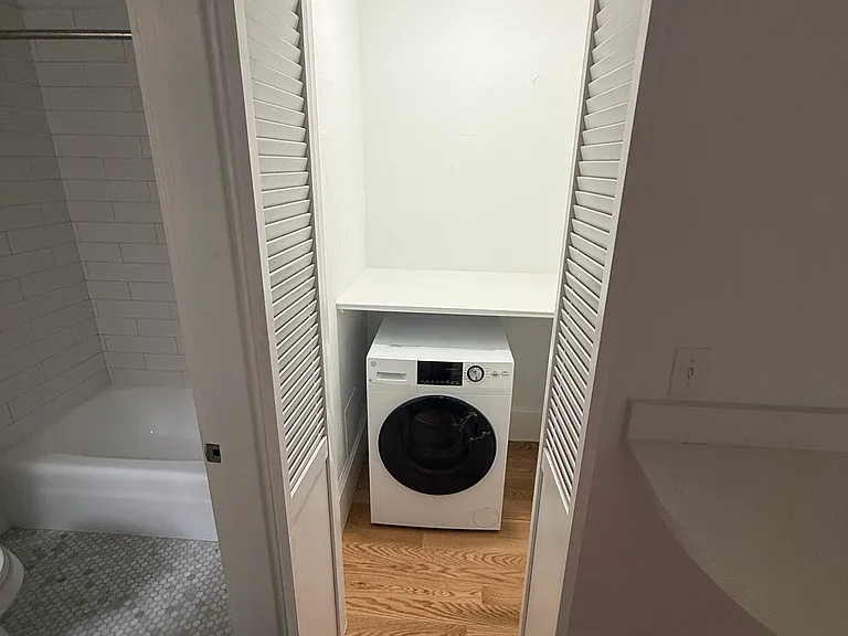 44 Westland Ave #7 — Photo 6