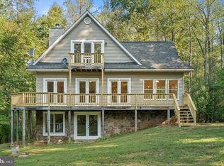 7840 Cub Dr, Marshall, VA 20115