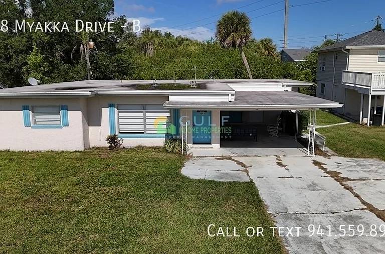 108 Myakka Dr #B — Photo 1