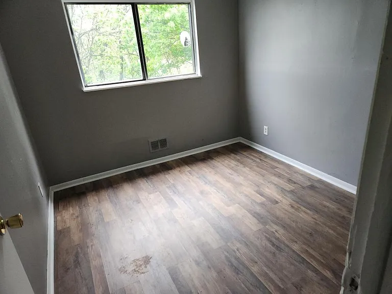 325 Palma St — Photo 4