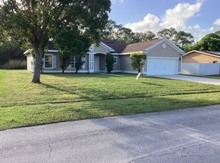 930 SE Preston Ln, Port Saint Lucie, FL 34983