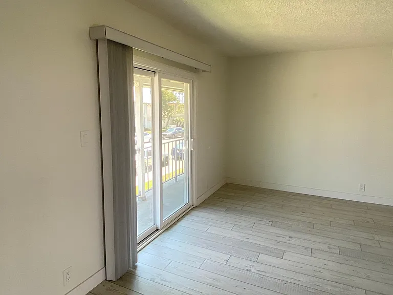 4903 Nautilus St #4 — Photo 17