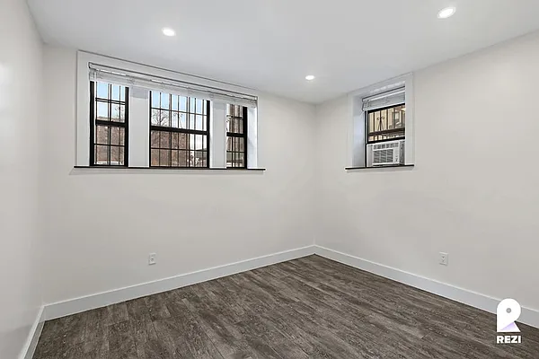 Rented by REZI | media 6