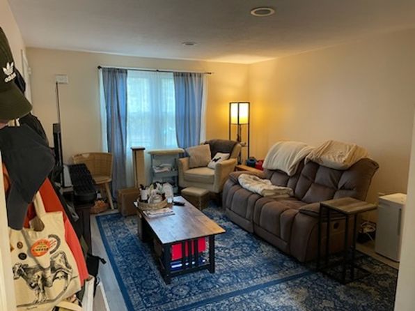 11 Foote Rd APT 8