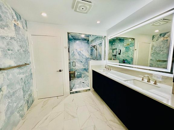 5th image of 4695 Juniper Lane