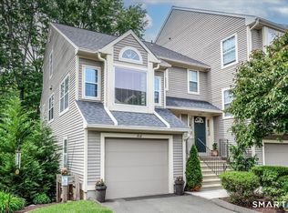 212 Algonquin Trl #212, Trumbull, CT 06611