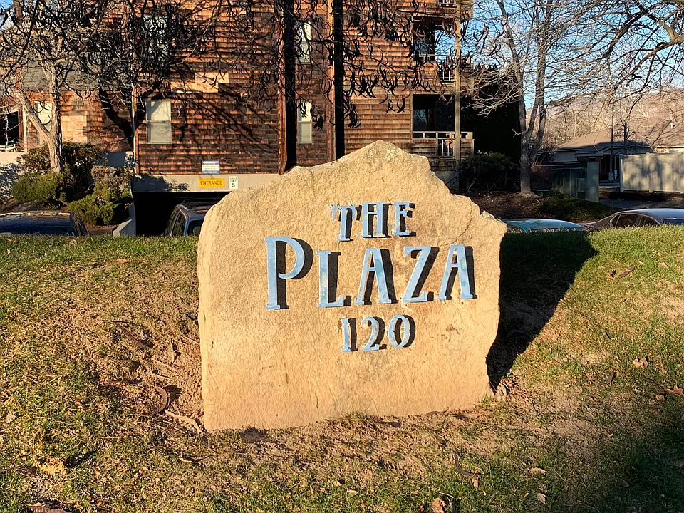 Plaza Apartments