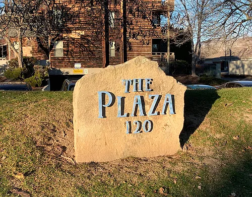 Plaza Apartments Photo 1