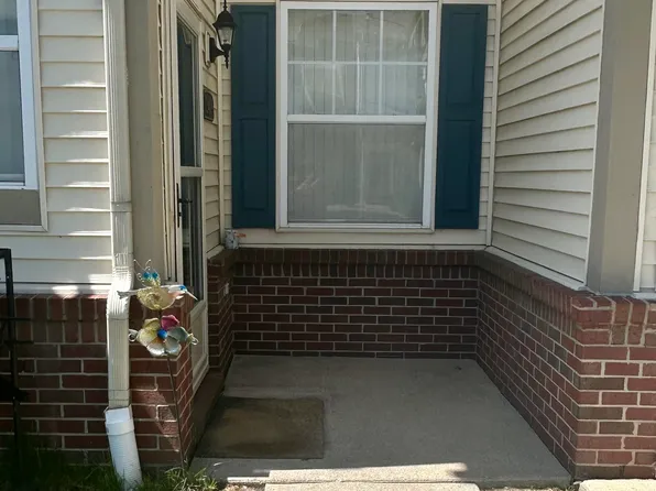 12409 1st Ave, Southgate, MI 48195