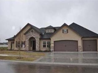 3823 W Magic Spruce Dr, Meridian, ID 83646